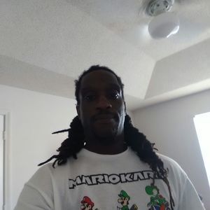 Meet your Posher, Derrick